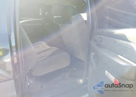 2003 Chevrolet Avalanche 1500 K1500 из США, поврежденный, VIN 3GNEK13T63G332804